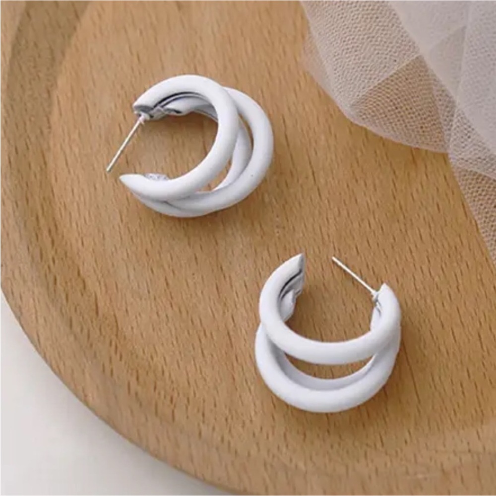 White Curve Earrings